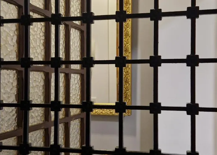 Appartement avec 2 chambre(s) de 82 m² et 2 salle(s) de bains privée(s) à Centre