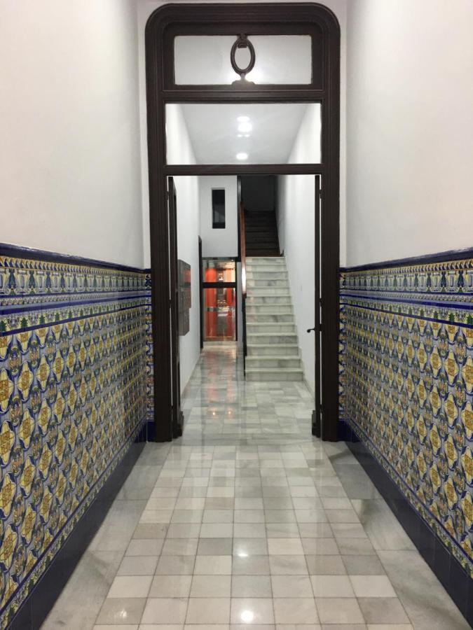 Appartement Avec 2 chambre *